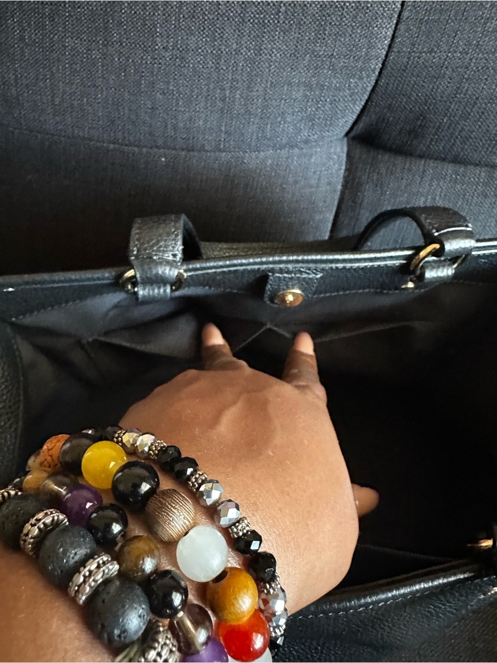 Coach Black Pebbled Leather Carryall Bag with Gold Hardware - Picture 7 of 7